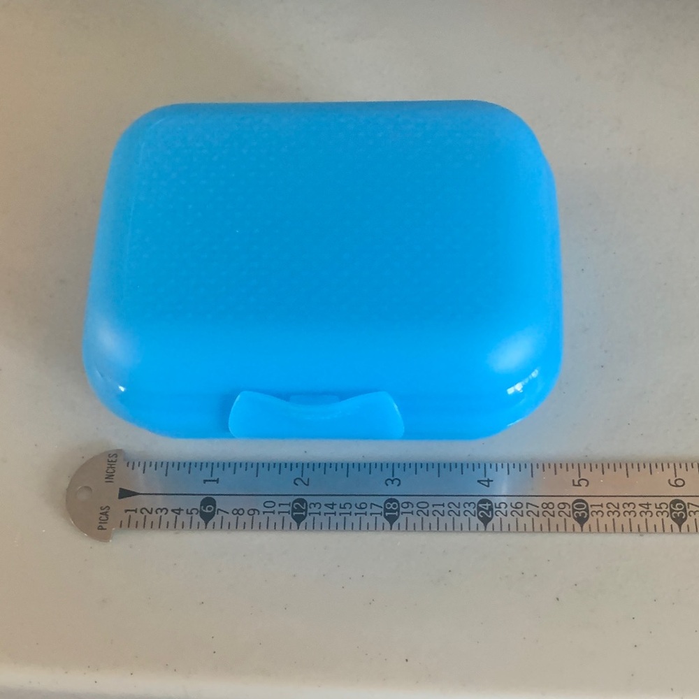 Tupperware Bright Blue Storage Box - Picture 3 of 4